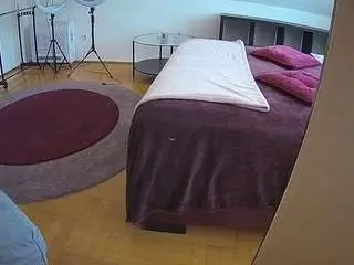 Camsoda Watch Live Sex Cams of voyeurcam-julmodels-whitebed-6
