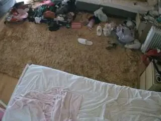 Camsoda Watch Live Sex Cams of voyeurcam-julmodels-whitebed-5