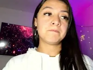 Camsoda Sex Cam of amapolaunicorn