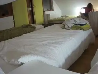 Camsoda Live Sex Cam of voyeurcam-julmodels-bed-2