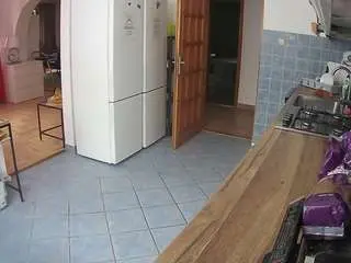 Camsoda Free Porn Cam of voyeurcam-julmodels-kitchen