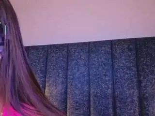 Camsoda Free Live Porn of arianna-suarezz