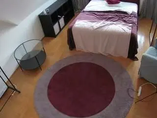Camsoda Free Live Porn of voyeurcam-julmodels-whitebed-1