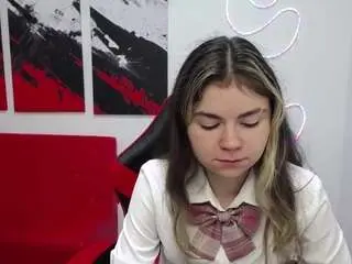 Camsoda Nude Webcam of tinaredly