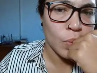 Camsoda Watch Live Sex Cams of meganbloomm