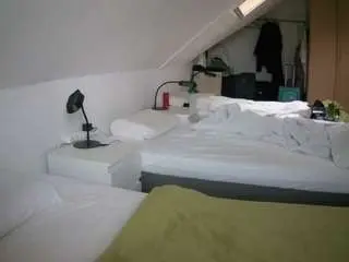 Camsoda Watch Live Sex Cams of voyeurcam-julmodels-bed-4
