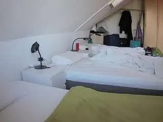 Camsoda Live Porn of voyeurcam-julmodels-bed-4
