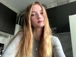 Camsoda Free Porn Cam of rebbecabezak