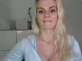 Camsoda Watch Live Sex Cams of corneliabarbie