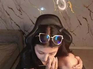 Camsoda Free Porn Cam of honeydoll-tf