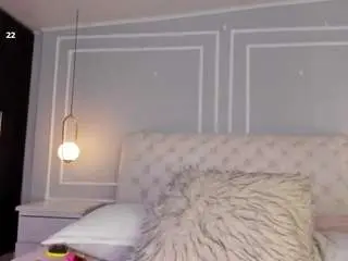 Camsoda Sex Chat of violeta-olsen
