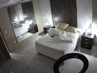 Camsoda Free Porn Cam of voyeurcam-casa-salsa-bedroom-4