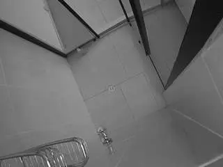 Camsoda Free Porn Cam of voyeurcam-jb-shower-2