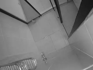 Camsoda Private Sex Chat of voyeurcam-jb-shower-2