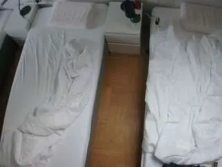 Camsoda Live Porn of voyeurcam-julmodels-bed-5