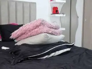 Camsoda Adult Webcam of queen-antonella-oficial