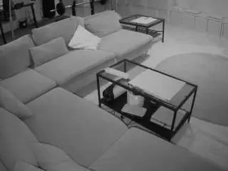 Camsoda Private Sex Chat of voyeurcam-julmodels-living-3