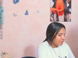 Camsoda Sex Cam of sara-mia
