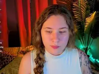 Camsoda Live Porn of elsiee-cuttiess