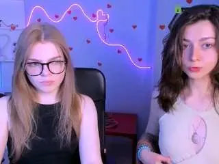 Camsoda Adult Video Chat of emori-maxon