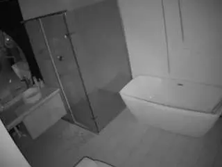 Camsoda Free Porn Cam of voyeurcam-casa-salsa-bathroom-2