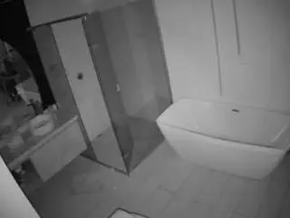 Camsoda Live Porn of voyeurcam-casa-salsa-bathroom-2