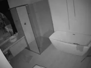 Camsoda Free Live Porn of voyeurcam-casa-salsa-bathroom-2