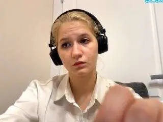 Camsoda Live Porn of emabraatz