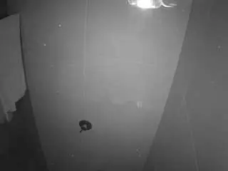 Camsoda Live Sex Cam of voyeurcam-casa-salsa-bathroom-11