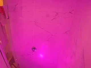 Camsoda Live Sex Cam of voyeurcam-casa-salsa-bathroom-11