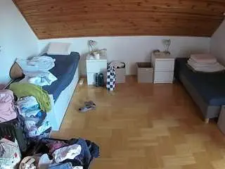 Camsoda Free Live Porn of voyeurcam-julmodels-greybed-3