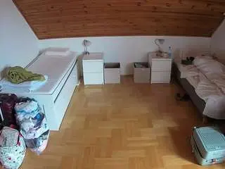 Camsoda Live Sex of voyeurcam-julmodels-greybed-3