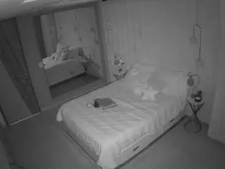 Camsoda Nude Webcam of voyeurcam-casa-salsa-bedroom-2