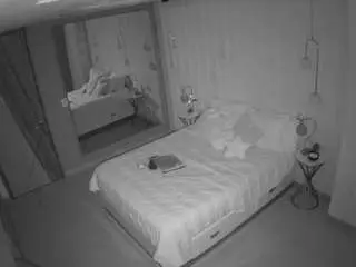 Camsoda Live Sex of voyeurcam-casa-salsa-bedroom-2