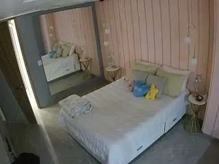 Camsoda Adult Webcams of voyeurcam-casa-salsa-bedroom-2