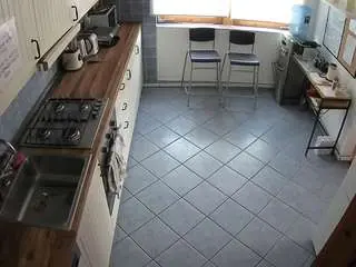 Camsoda Watch Live Sex Cams of voyeurcam-julmodels-kitchen-2