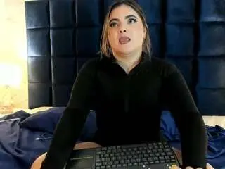 Camsoda Free Live Porn of evelin-mason