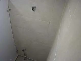 Camsoda Private Sex Chat of voyeurcam-jb-shower-1