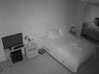 Camsoda Live Sex Cam of voyeurcam-casa-salsa-bedroom-5