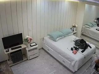 Camsoda Live Sex Cam of voyeurcam-casa-salsa-bedroom-5
