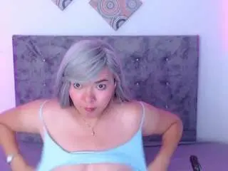Camsoda Nude Webcam of sally-harper