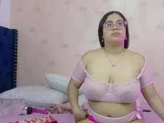 Camsoda Adult Webcam of curvybuffgirllll