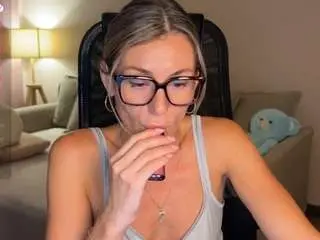 Camsoda Nude Webcam of aliceevan
