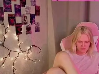 Camsoda Adult Video Chat of lillly-jhonasss