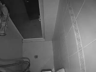 Camsoda Adult Webcams of voyeurcam-baileybase-shower