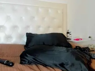Camsoda Live Sex of cocoqueenn