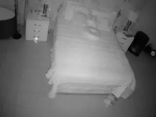 Camsoda Nude Webcam of voyeurcam-casa-salsa-bedroom-6