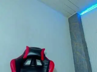 Camsoda Private Sex Chat of raven-rouge