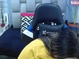 Camsoda Free Live Porn of evelinzaens