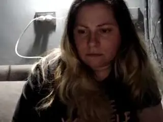 Camsoda Free Porn Cam of candycream17